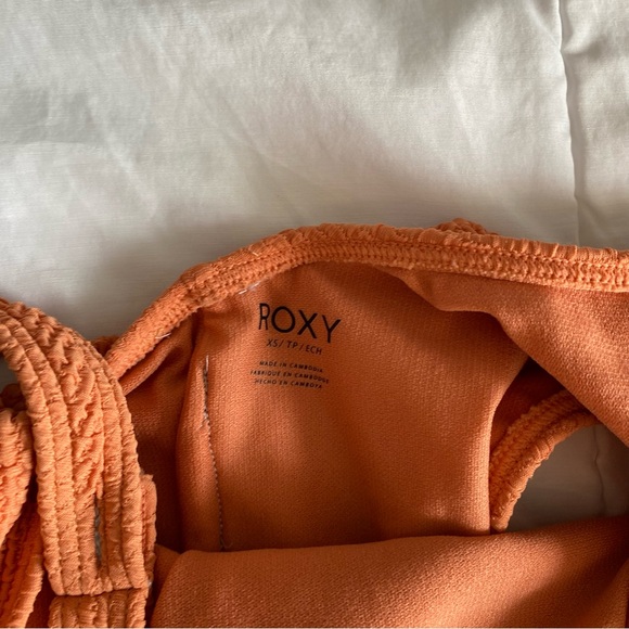 Roxy one piece swimsuit - Picture 5 of 6